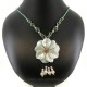 Collier fleur de jade