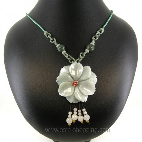 Collier fleur de jade